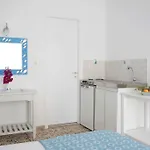 Apartment Flora & Agelos Studios