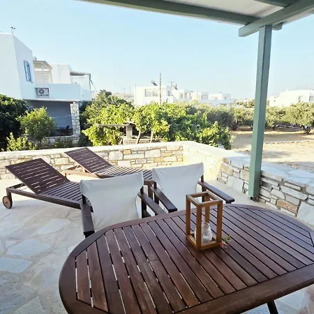 Flora & Agelos Apartamento Chrisi Akti (Paros)