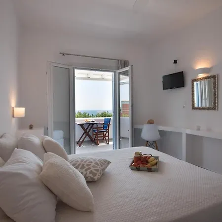 Flora & Agelos Studios * Chrisi Akti (Paros)