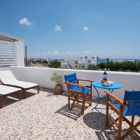 Daire Flora & Agelos Chrisi Akti (Paros)