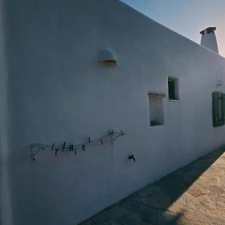 Flora & Agelos Studios Chrisi Akti (Paros)