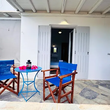 Flora & Agelos Studios Apartment