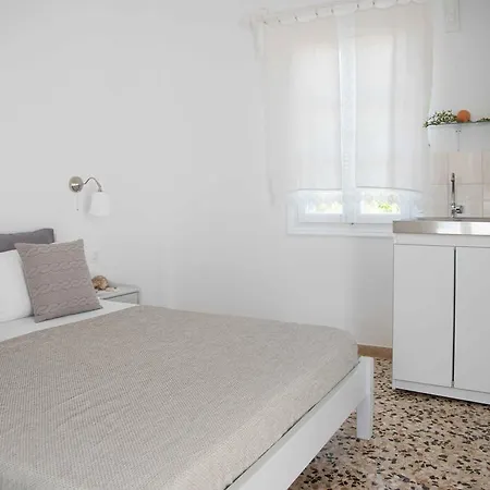 Apartment Flora & Agelos Studios