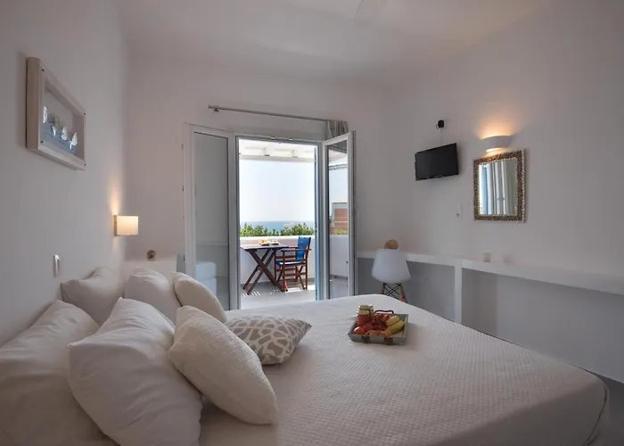 Flora & Agelos - Paros * 克里希阿克提